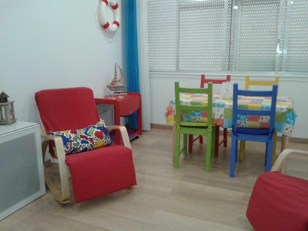 Gui Beach House Armacao de Pera Luaran gambar