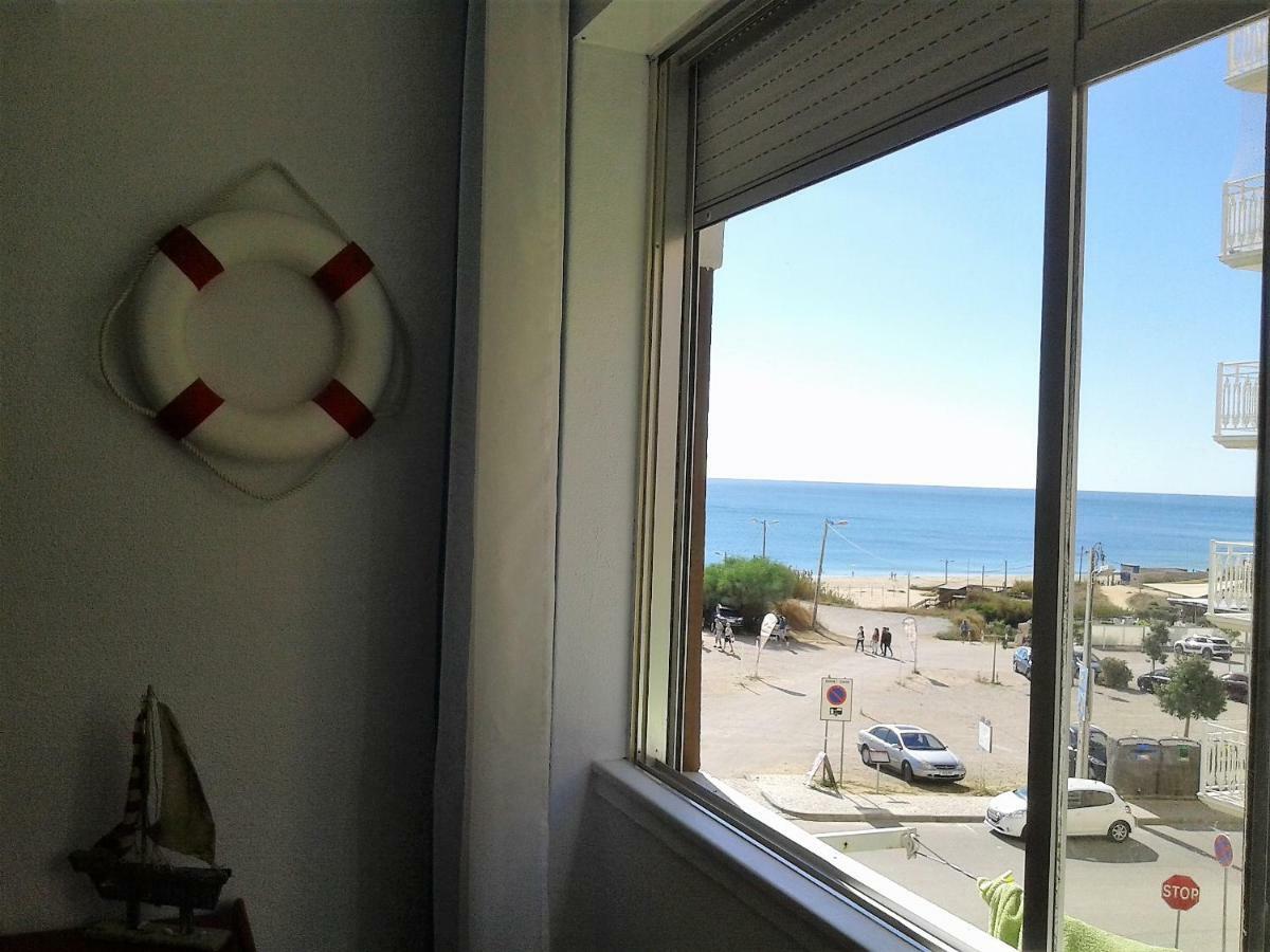 Gui Beach House Armacao de Pera Luaran gambar